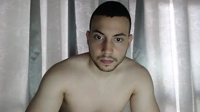 Snapshot of Armando_2002 chatting on 6, 5, 2026 Armando 2002 online show from 6, 5, 2026