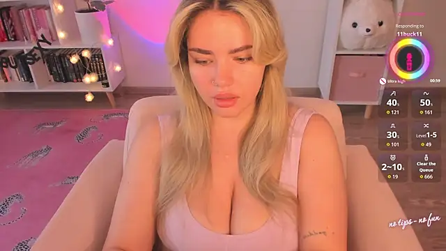 pussy-kattt online show from 1, 10, 2025