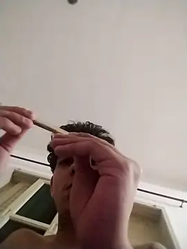 Snapshot of eu_poseison chatting on 12, 11, 2025 eu poseison online show from 12, 11, 2025