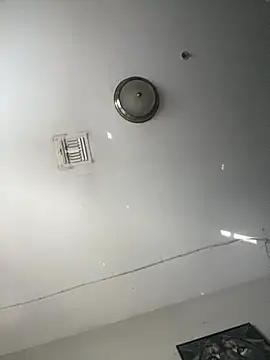 CutieFrmthehood online show from 10, 10, 2025