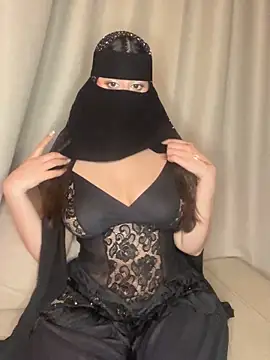Snapshot of arabiaAna chatting on 8, 4, 2026 arabiaAna online show from 8, 4, 2026