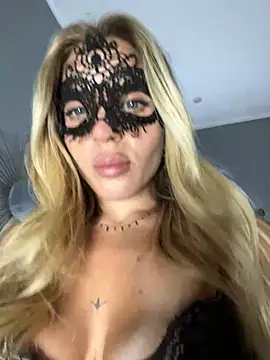 Snapshot of Alba_bianca chatting on 22, 12, 2024 Alba bianca online show from 22, 12, 2024