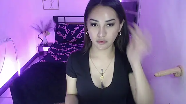 Snapshot of TS_QueenMistress chatting on 19, 2, 2025 TS QueenMistress online show from 19, 2, 2025