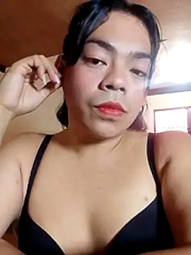Snapshot of amazingOLIVIA chatting on 16, 12, 2025 amazingOLIVIA online show from 16, 12, 2025