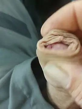 Snapshot of StarredAndrej chatting on 7, 11, 2025 StarredAndrej online show from 7, 11, 2025