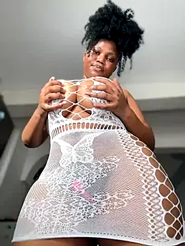 Snapshot of Hyra_Ari chatting on 20, 9, 2025 Hyra Ari online show from 20, 9, 2025