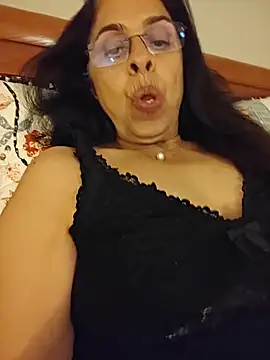 Susannemilf online show from 11, 11, 2025