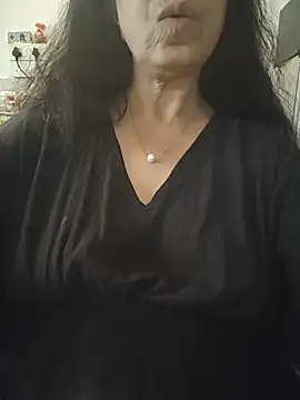 Susannemilf online show from 9, 5, 2026