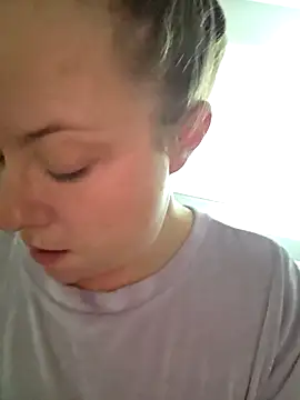 julimonroe online show from 2, 2, 2026