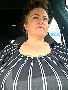 julimonroe online show from 26, 3, 2026