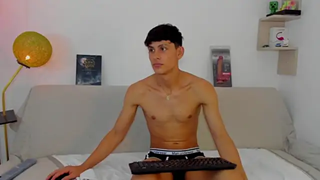 logan thomas online show from 24, 10, 2025