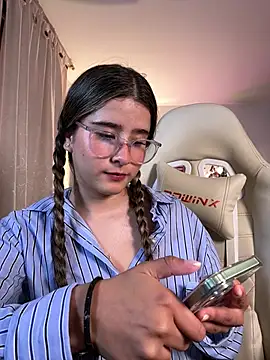 Snapshot of Stormiie777 chatting on 3, 2, 2026 Stormiie777 online show from 3, 2, 2026