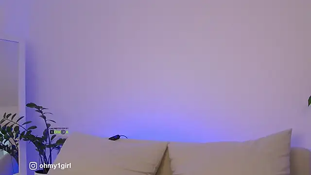 Fallinlove1 online show from 3, 12, 2025