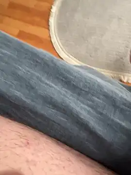 Snapshot of S2kicibey06 chatting on 28, 9, 2025 S2kicibey06 online show from 28, 9, 2025