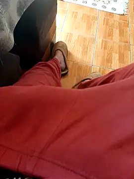 Snapshot of feet_toes chatting on 27, 5, 2026 feet toes online show from 27, 5, 2026