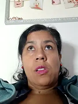 Molly newman6 online show from 2, 3, 2025