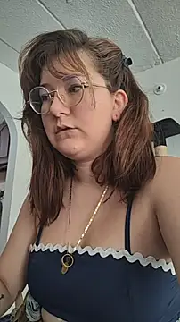 HunnyyLove online show from 18, 2, 2026