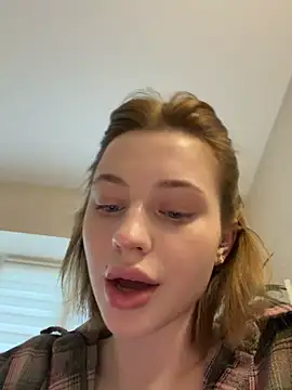 Camilla Railian online show from 4, 4, 2026