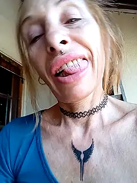 FrozenWaffle online show from 15, 2, 2025