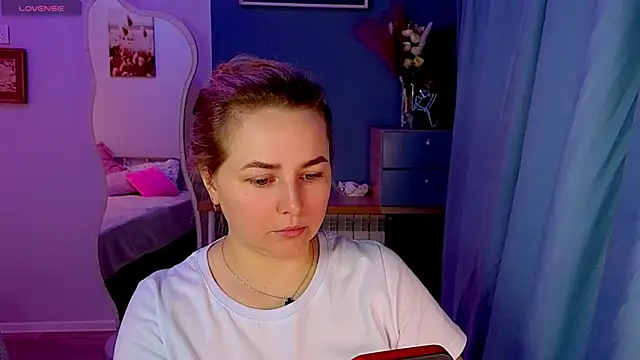 Snapshot of Mira_Mermayd chatting on 7, 5, 2026 Mira Mermayd online show from 7, 5, 2026