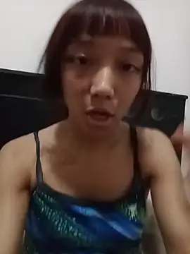 Snapshot of Karmakuro chatting on 19, 5, 2026 Karmakuro online show from 19, 5, 2026