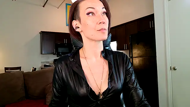 EveEnigma online show from 19, 3, 2025