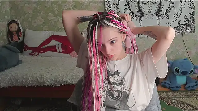Cutie Adelia online show from 14, 6, 2026