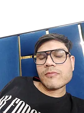 Snapshot of alex78265 chatting on 9, 10, 2025 alex78265 online show from 9, 10, 2025