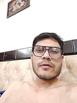 Snapshot of alex78265 chatting on 13, 11, 2025 alex78265 online show from 13, 11, 2025