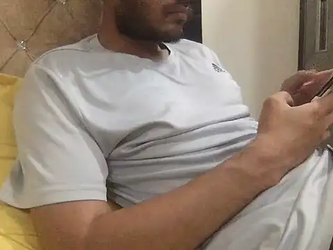 Snapshot of alex78265 chatting on 28, 11, 2025 alex78265 online show from 28, 11, 2025