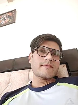 Snapshot of alex78265 chatting on 21, 12, 2025 alex78265 online show from 21, 12, 2025