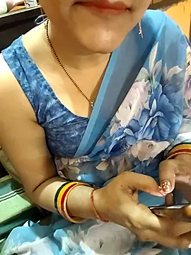 Snapshot of Diya_143 chatting on 17, 4, 2026 Diya 143 online show from 17, 4, 2026