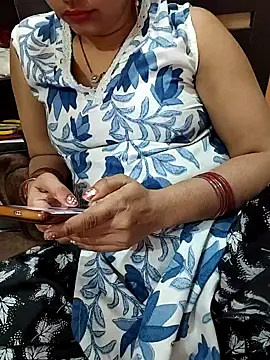 Snapshot of Diya_143 chatting on 20, 4, 2026 Diya 143 online show from 20, 4, 2026