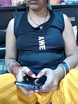 Snapshot of Diya_143 chatting on 27, 4, 2026 Diya 143 online show from 27, 4, 2026