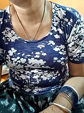 Snapshot of Diya_143 chatting on 2, 5, 2026 Diya 143 online show from 2, 5, 2026