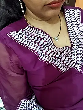 Snapshot of Diya_143 chatting on 3, 5, 2026 Diya 143 online show from 3, 5, 2026