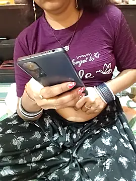 Snapshot of Diya_143 chatting on 8, 5, 2026 Diya 143 online show from 8, 5, 2026