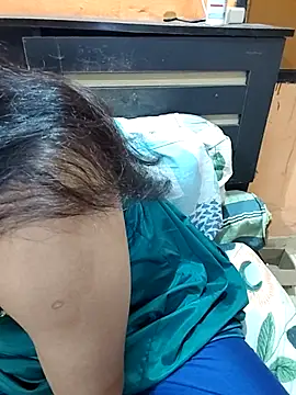 Snapshot of Diya_143 chatting on 11, 5, 2026 Diya 143 online show from 11, 5, 2026