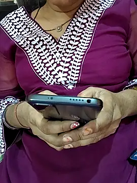 Snapshot of Diya_143 chatting on 21, 5, 2026 Diya 143 online show from 21, 5, 2026