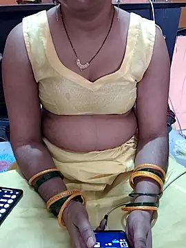 Snapshot of Diya_143 chatting on 18, 6, 2026 Diya 143 online show from 18, 6, 2026