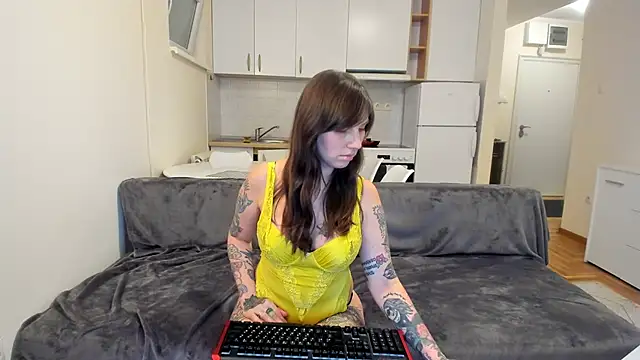 Snapshot of StacyTigerr chatting on 12, 1, 2025 StacyTigerr online show from 12, 1, 2025