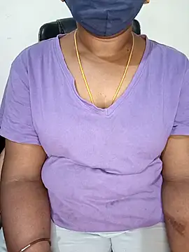 Snapshot of Tamil-hotwife chatting on 9, 3, 2026 Tamil-hotwife online show from 9, 3, 2026