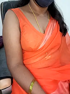 Snapshot of Tamil-hotwife chatting on 2, 4, 2026 Tamil-hotwife online show from 2, 4, 2026