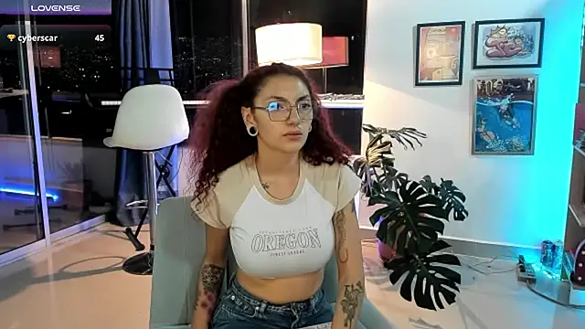 Snapshot of tastymeli chatting on 14, 12, 2024 tastymeli online show from 14, 12, 2024