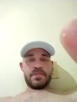 Snapshot of dottado05 chatting on 9, 11, 2025 dottado05 online show from 9, 11, 2025