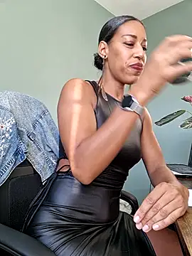 Snapshot of Goldenlace chatting on 13, 2, 2025 Goldenlace online show from 13, 2, 2025