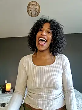 Snapshot of Goldenlace chatting on 14, 2, 2025 Goldenlace online show from 14, 2, 2025