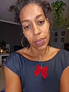 Goldenlace online show from 13, 12, 2025