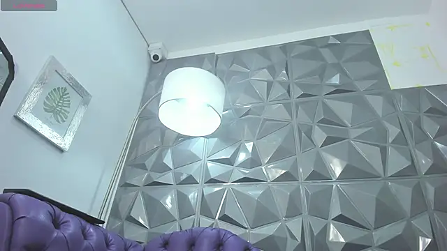 Snapshot of karlyn_angels chatting on 20, 12, 2024 karlyn angels online show from 20, 12, 2024