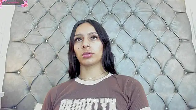 Snapshot of karlyn_angels chatting on 21, 12, 2024 karlyn angels online show from 21, 12, 2024